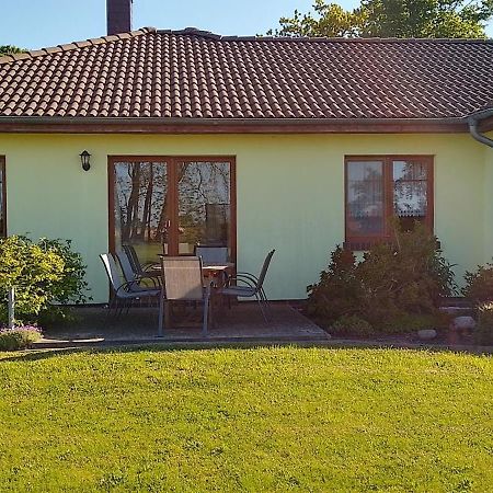 Ferienhaus Bei Familie Gau In Schaprode Dış mekan fotoğraf